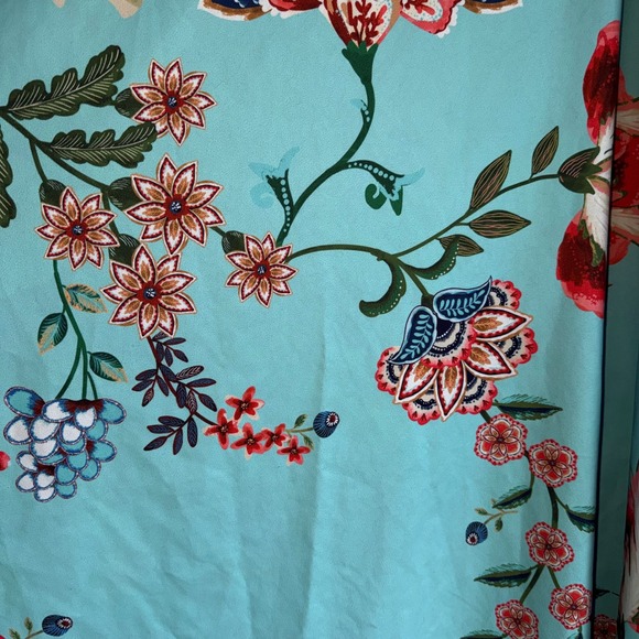 JOHNNY WAS reversible floral beach blanket towel - Picture 6 of 8